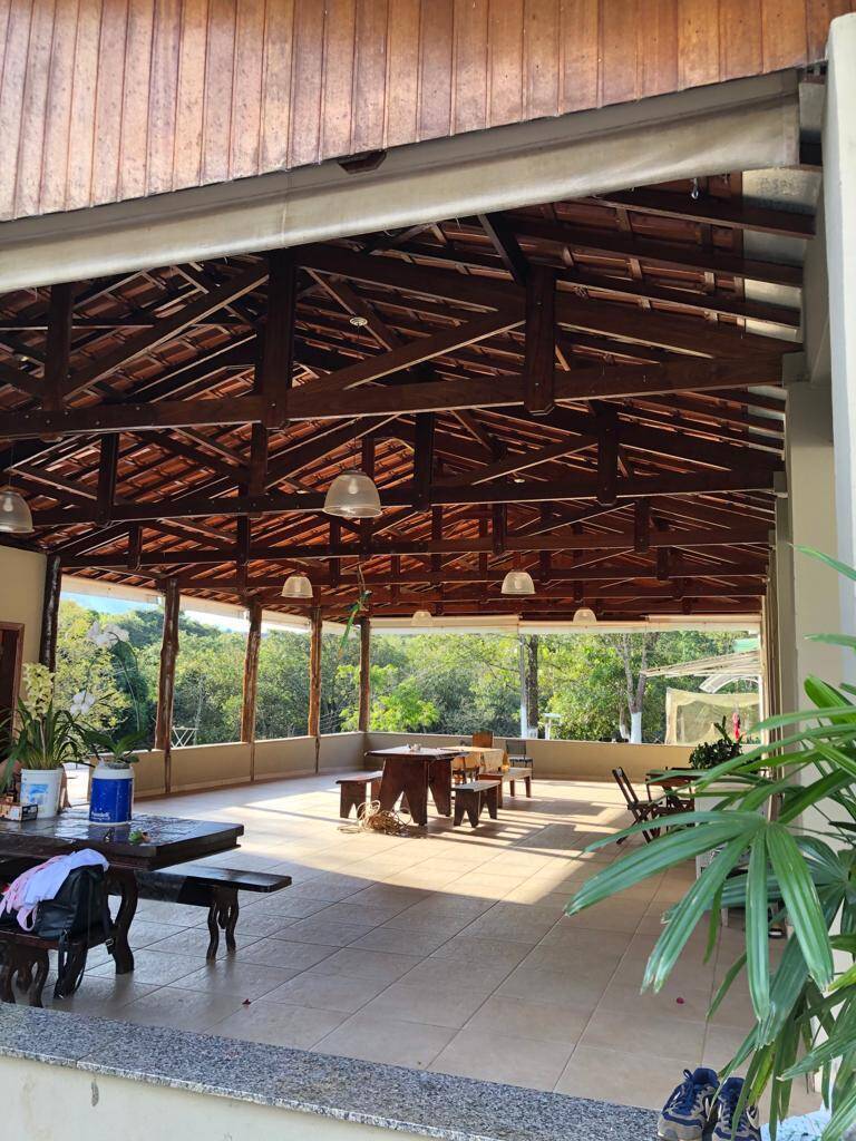 Chácara à venda com 5 quartos, 425m² - Foto 2