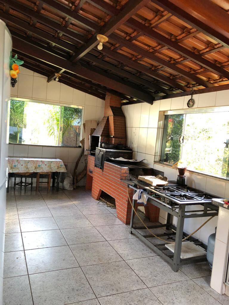 Chácara à venda com 5 quartos, 425m² - Foto 12