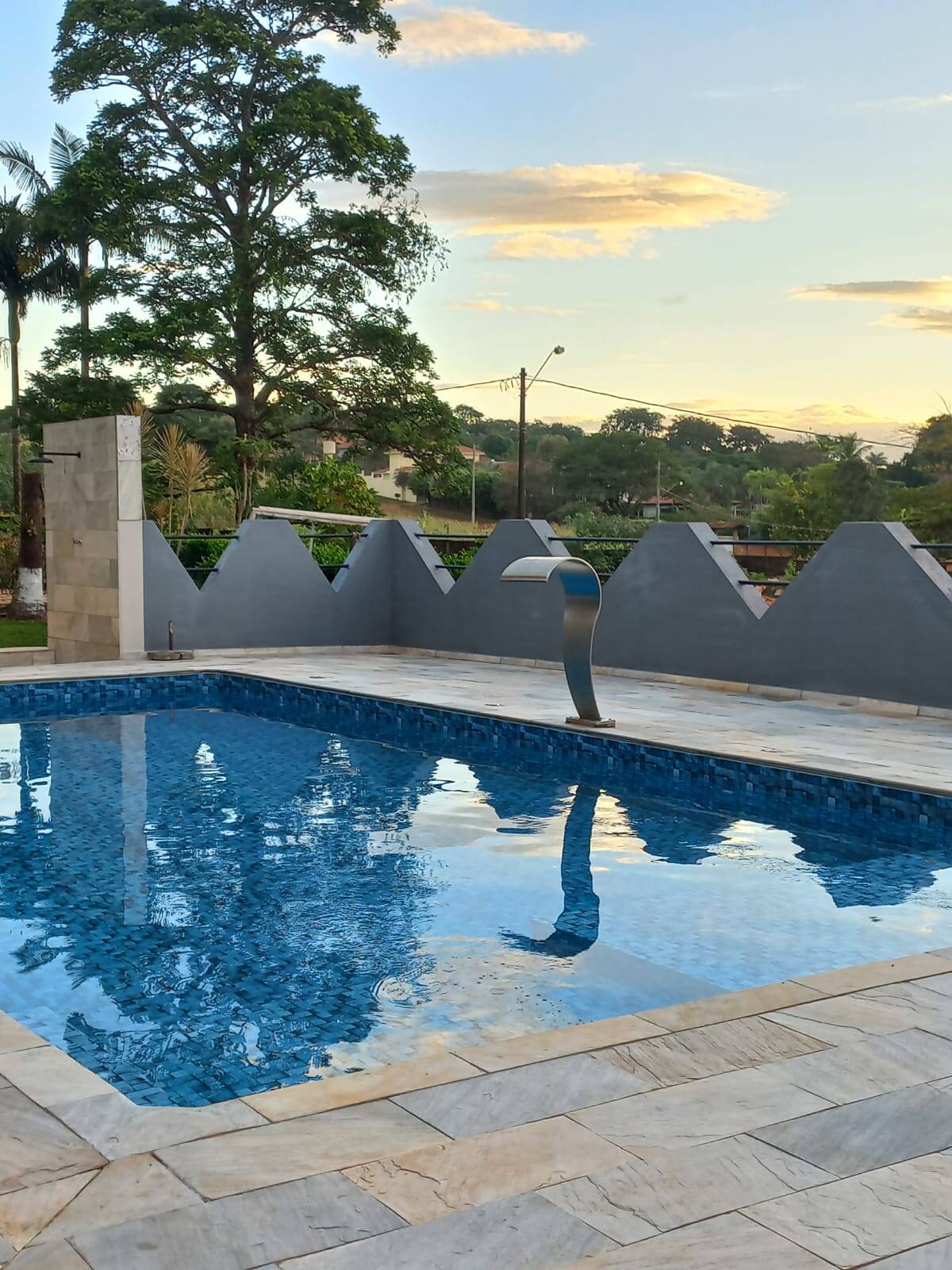 Chácara à venda com 4 quartos, 5000m² - Foto 1