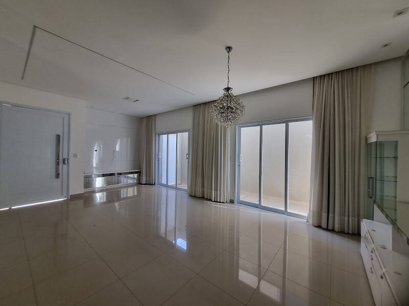 Casa, 3 quartos, 184 m² - Foto 1