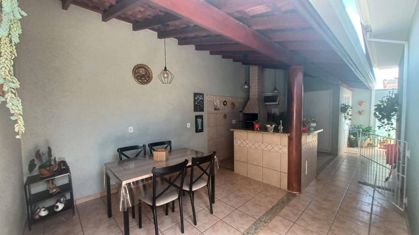 Casa, 3 quartos, 145 m² - Foto 1