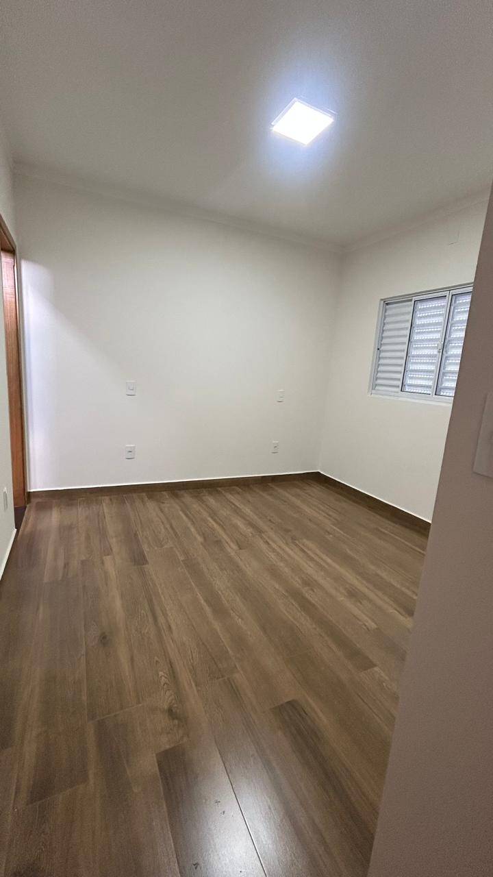 Apartamento à venda com 2 quartos, 65m² - Foto 3