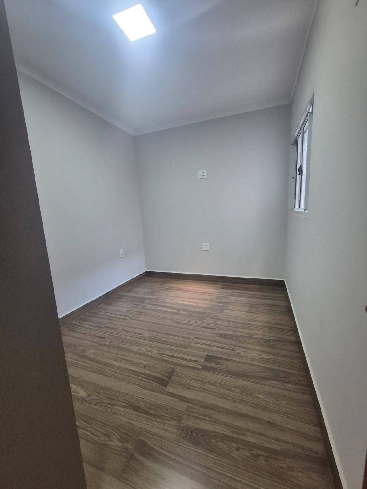 Casa à venda com 2 quartos, 100m² - Foto 8