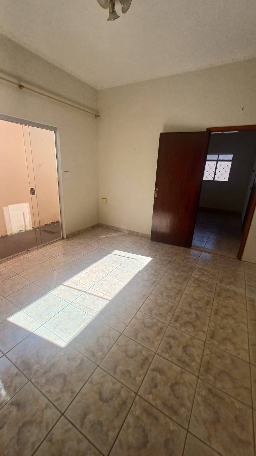 Casa, 2 quartos, 130 m² - Foto 1