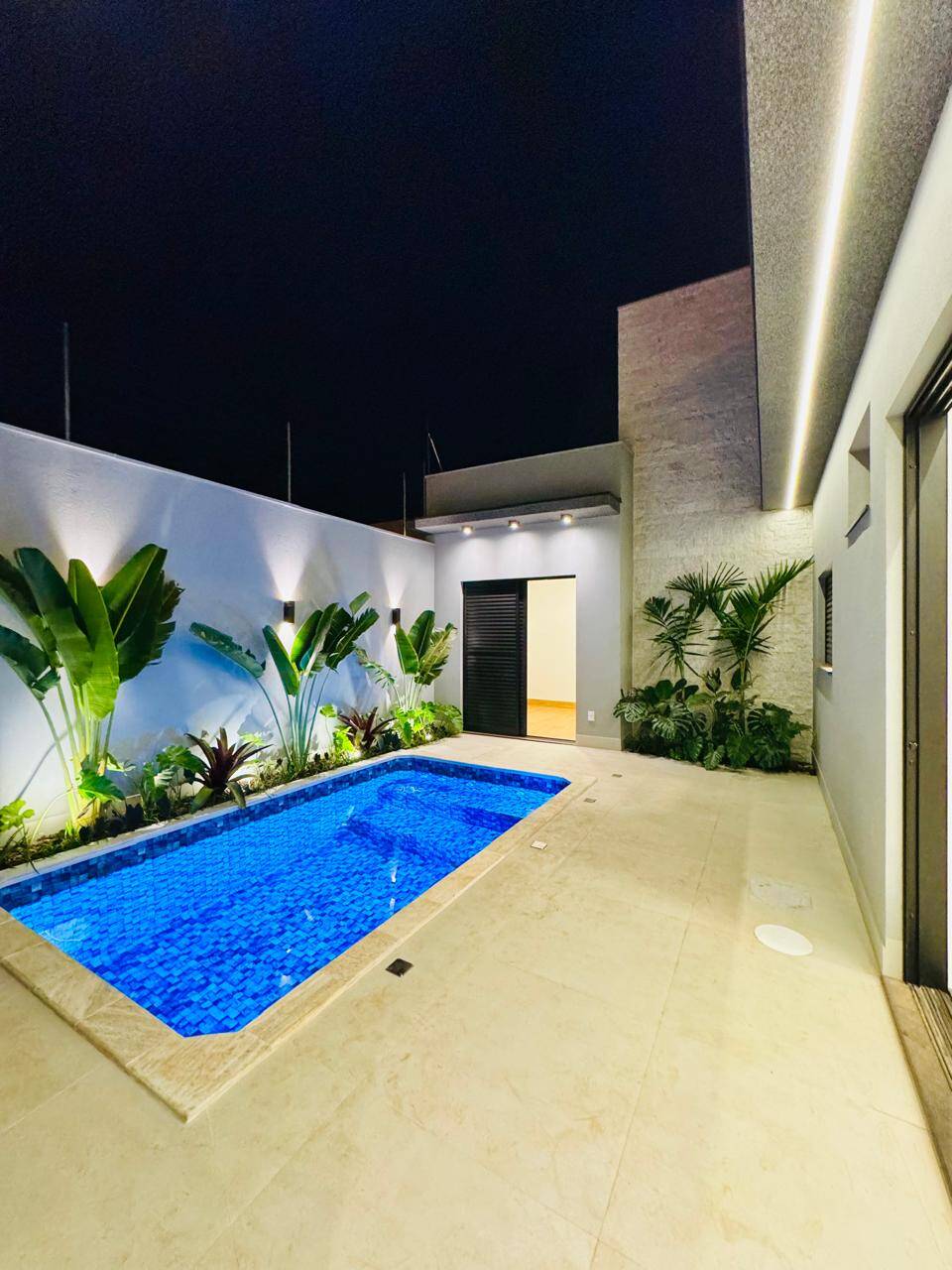 Casa, 3 quartos, 146 m² - Foto 1