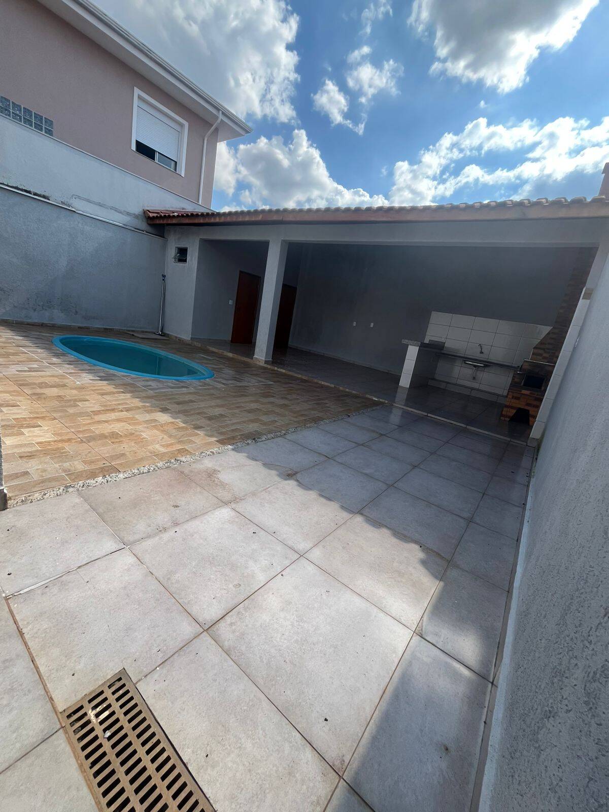 Casa, 3 quartos, 175 m² - Foto 1