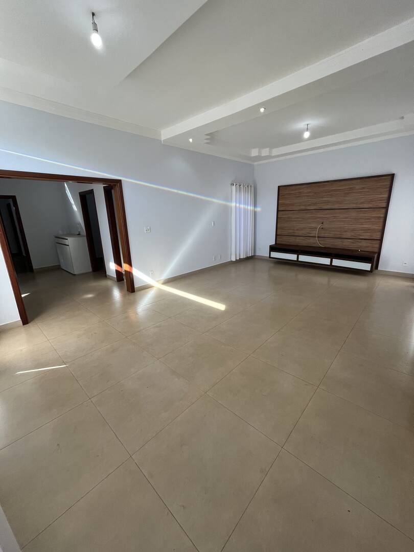 Casa, 3 quartos, 200 m² - Foto 4