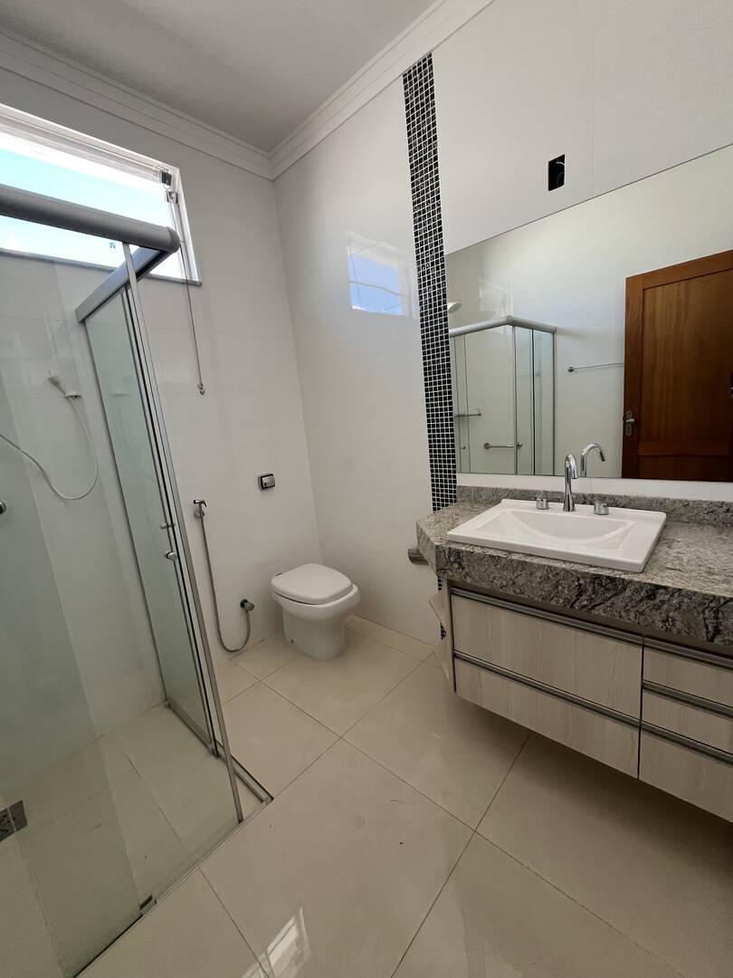 Casa, 3 quartos, 200 m² - Foto 13