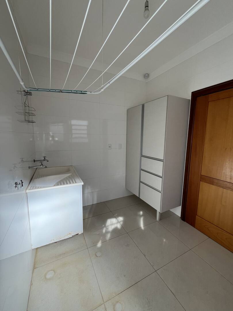 Casa, 3 quartos, 200 m² - Foto 15
