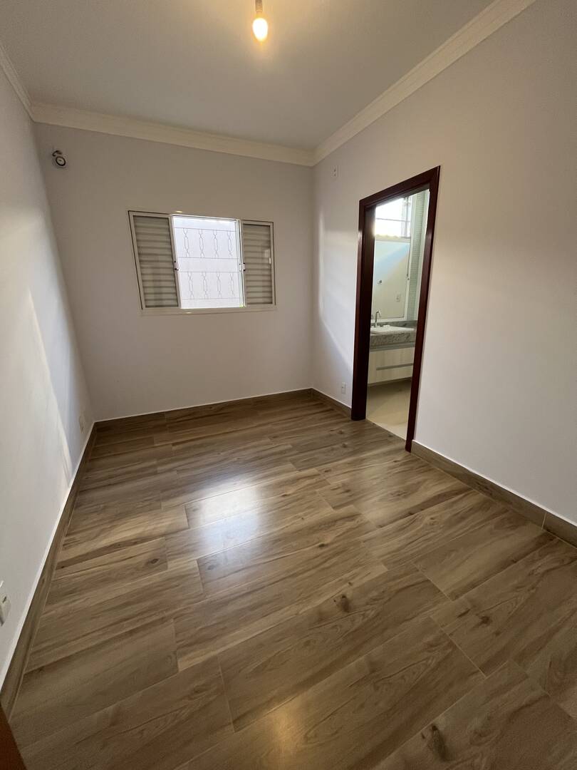 Casa, 3 quartos, 200 m² - Foto 18