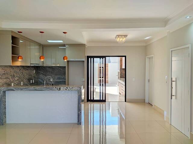 #176 - Apartamento para Venda em Franca - SP