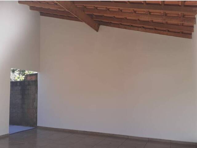 #228 - Casa para Venda em Restinga - SP - 1