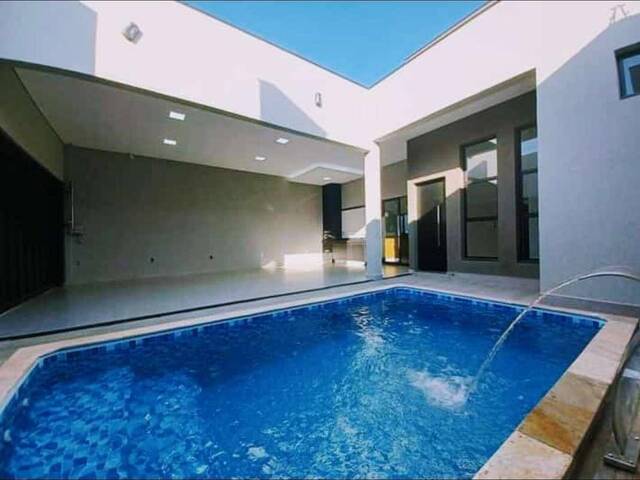 #230 - Casa para Venda em Franca - SP