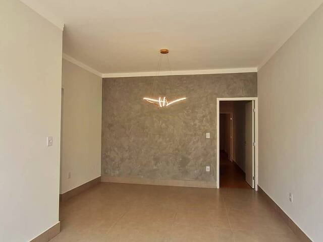 Casa para Venda em Franca - 2