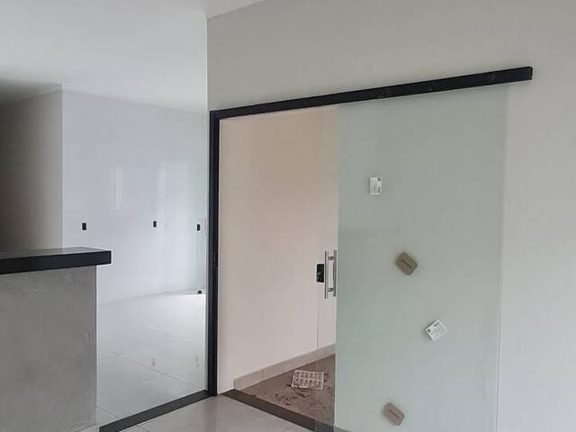 #244 - Casa para Venda em Franca - SP