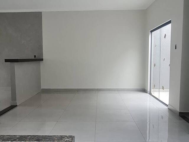 #244 - Casa para Venda em Franca - SP