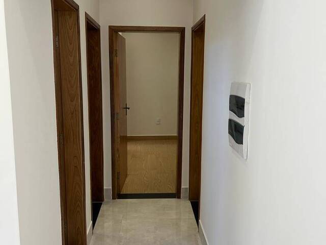 #261 - Casa para Venda em Franca - SP