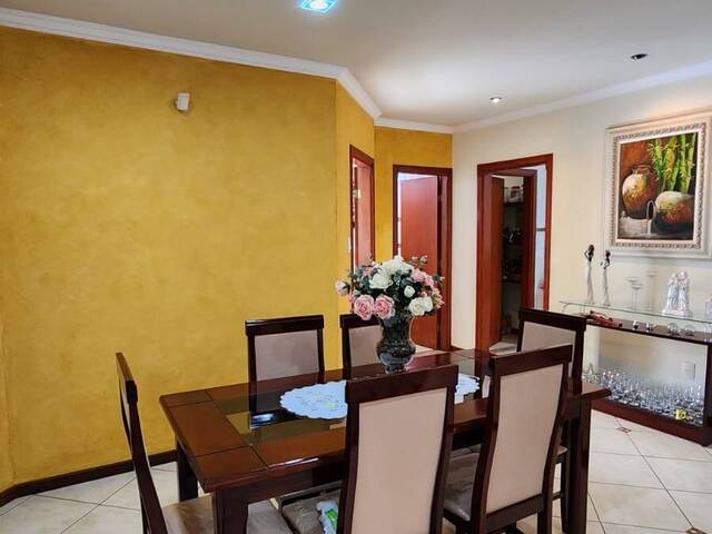 Casa para Venda em Franca - 2