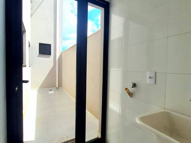 #284 - Apartamento para Venda em Franca - SP