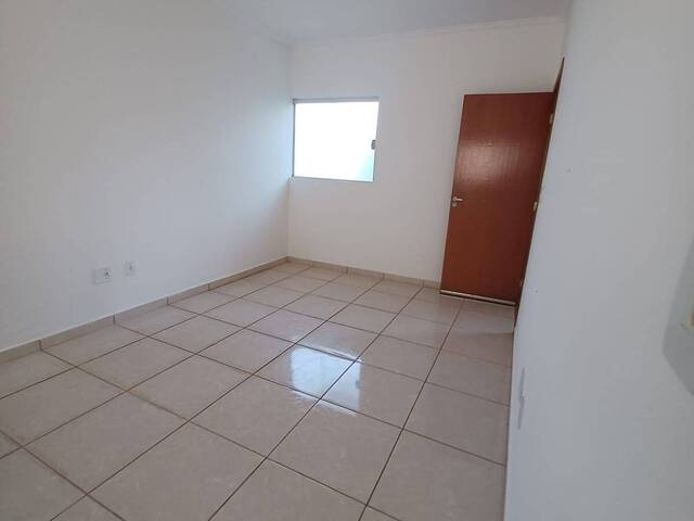 #293 - Apartamento para Venda em Franca - SP