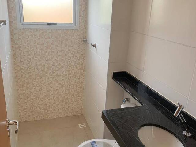 #339 - Apartamento para Venda em Franca - SP