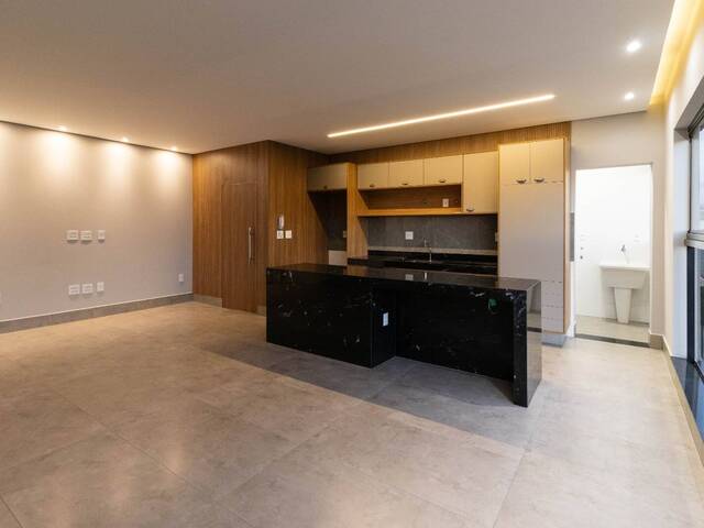 #356 - Apartamento para Venda em Franca - SP