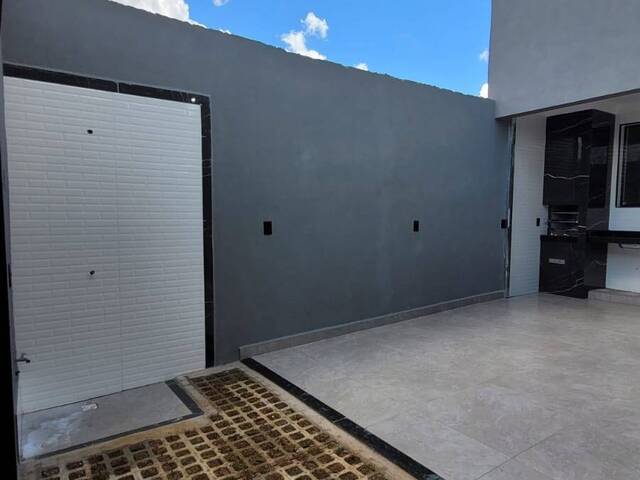 #409 - Casa para Venda em Franca - SP