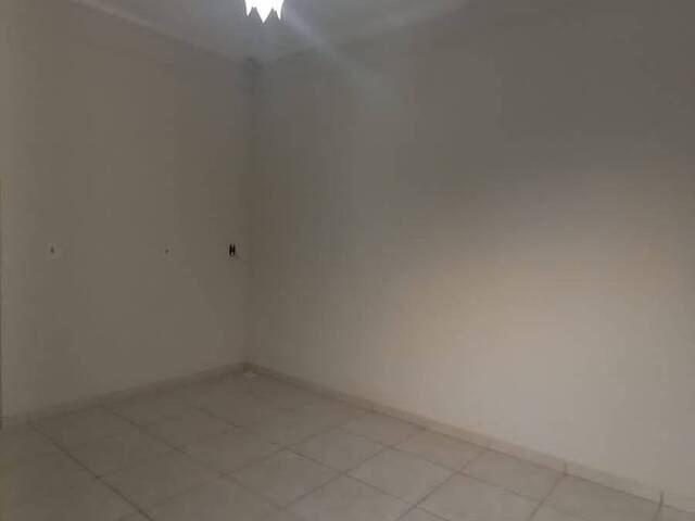 #428 - Casa para Venda em Franca - SP