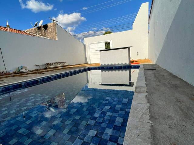 #453 - Casa para Venda em Franca - SP
