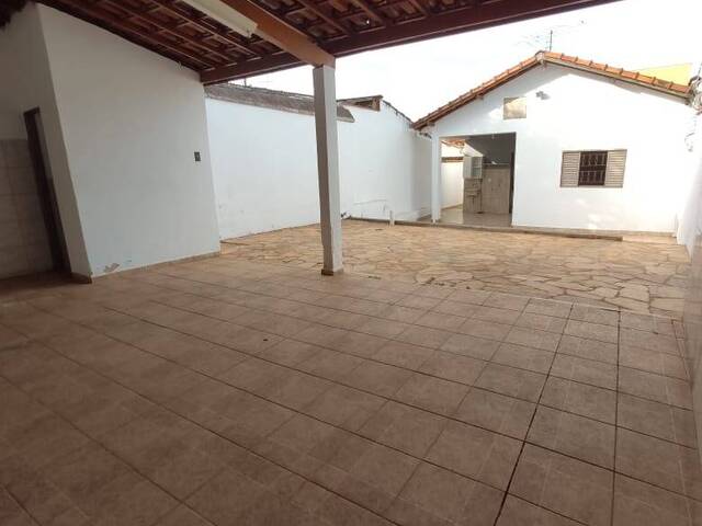 #480 - Casa para Venda em Franca - SP