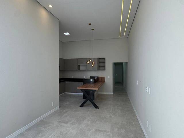 #631 - Casa para Venda em Franca - SP - 3
