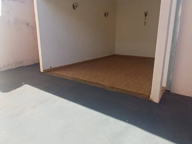 #638 - Casa para Venda em Franca - SP - 2