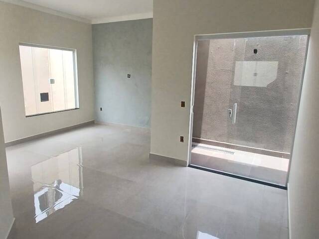 #647 - Casa para Venda em Franca - SP - 1