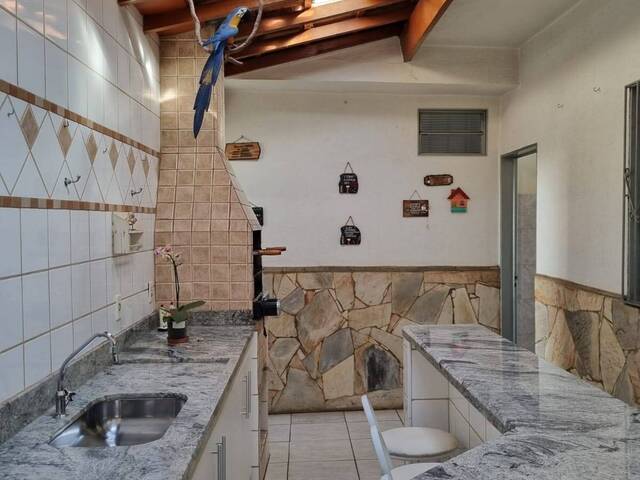 #654 - Casa para Venda em Franca - SP - 1