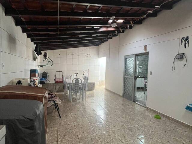 #659 - Casa para Venda em Franca - SP - 2