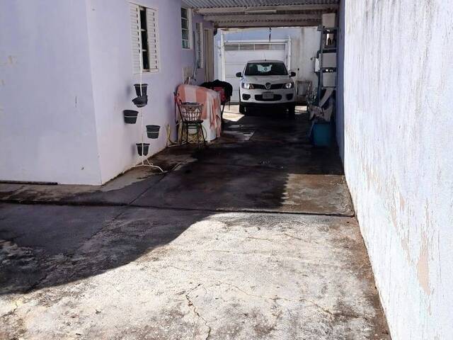 #677 - Casa para Venda em Franca - SP - 2