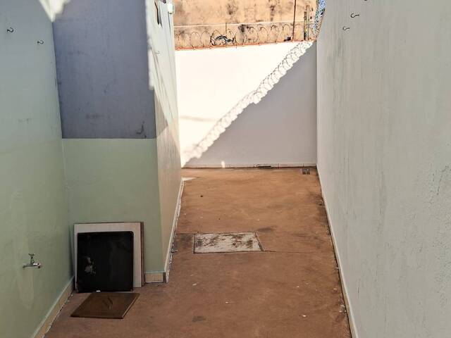 #679 - Apartamento para Venda em Franca - SP - 2