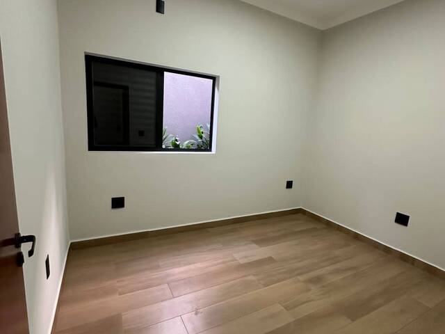 #621 - Casa para Venda em Franca - SP - 2