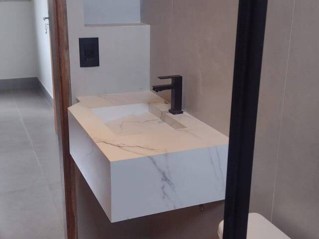 #684 - Casa para Venda em Restinga - SP - 3