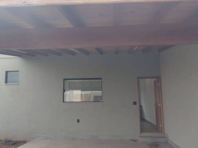 #684 - Casa para Venda em Restinga - SP - 1