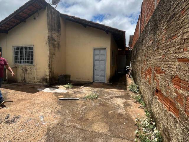 #700 - Casa para Venda em Franca - SP - 3