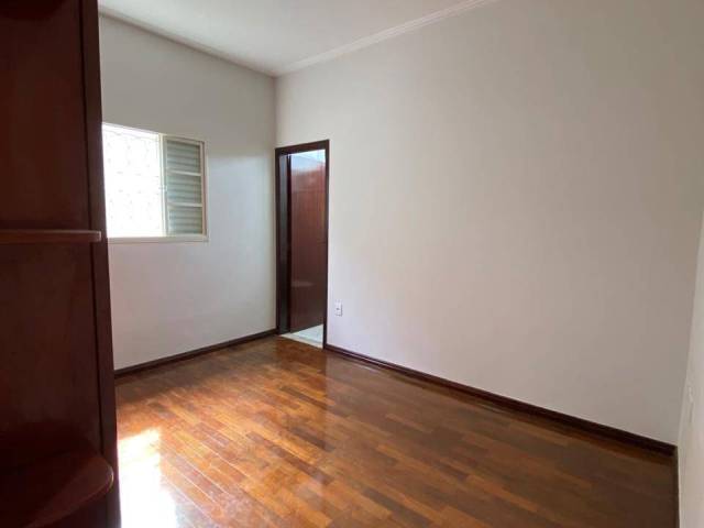 Casa para Venda em Franca - 4