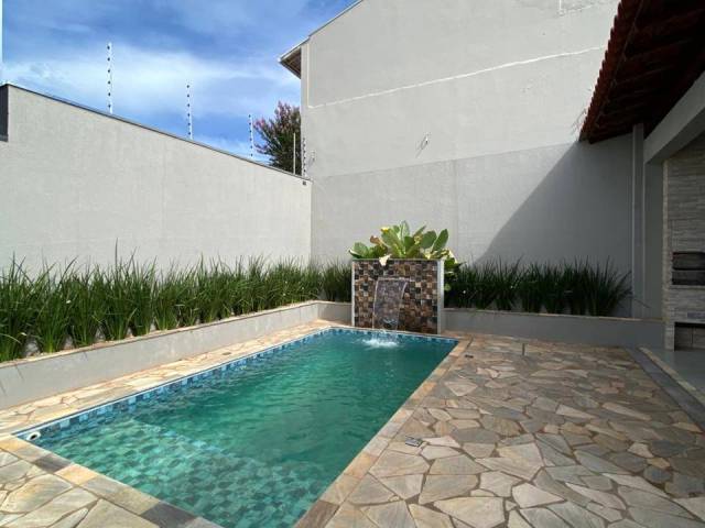 #704 - Casa para Venda em Franca - SP - 1