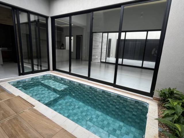 #708 - Casa para Venda em Franca - SP - 1