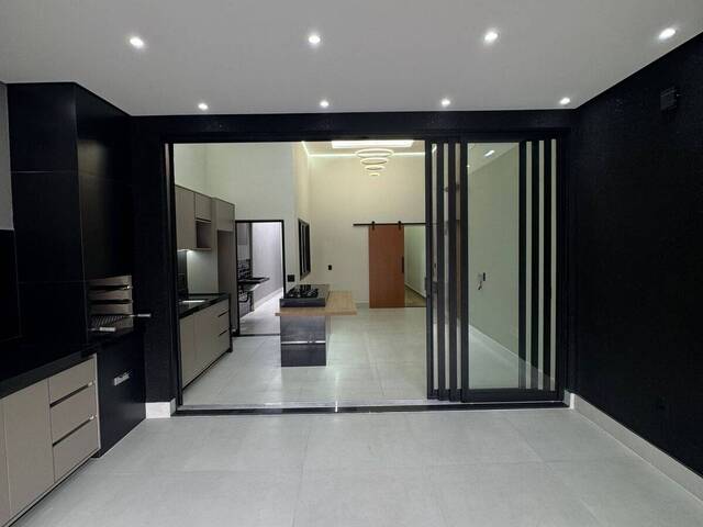 Casa para Venda em Franca - 2