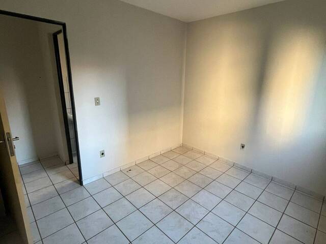 #731 - Apartamento para Venda em Franca - SP - 3