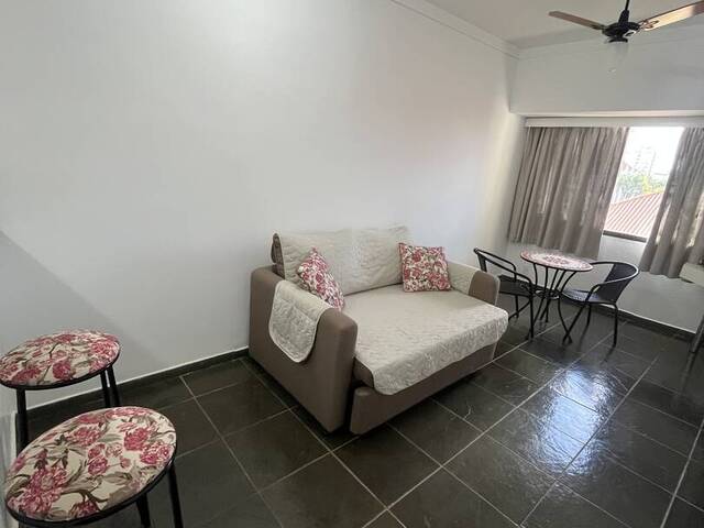 #766 - Apartamento para Venda em Franca - SP - 2