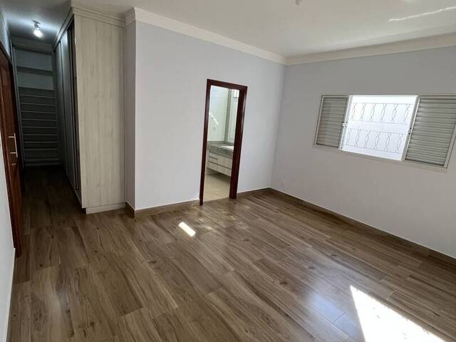 Casa para Venda em Franca - 3
