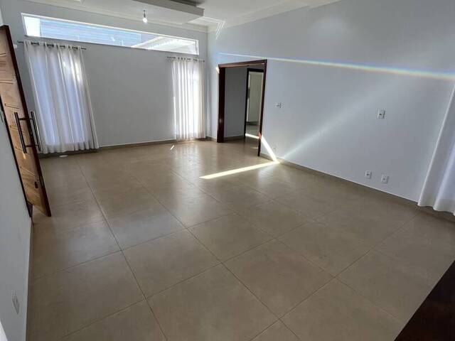 Casa para Venda em Franca - 2
