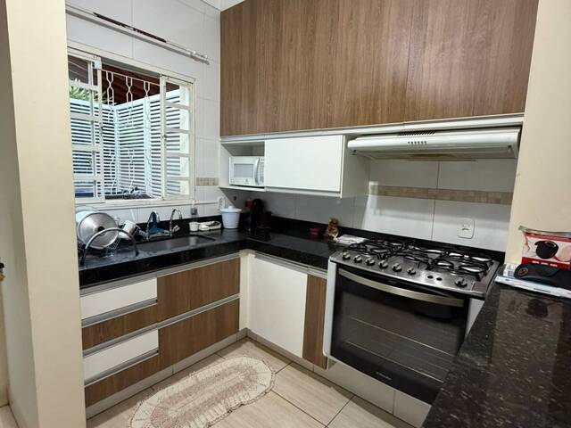 #781 - Casa para Venda em Franca - SP - 2